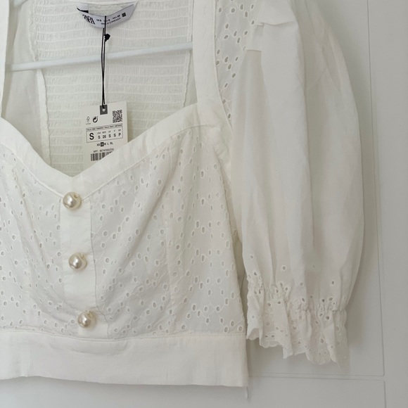 Cropped Top - Picture 3 of 6